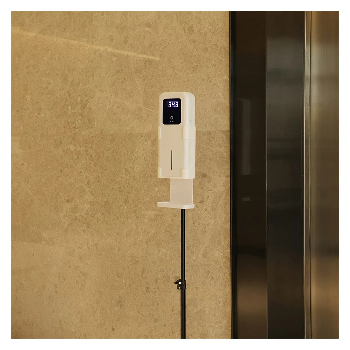 Thermomètre à induction sans contact, mesure automatique de la température à induction et désinfection sans nettoyage de la machine tout-en-un, plage de mesure 32~42.9 (℃), Convient à toutes sortes