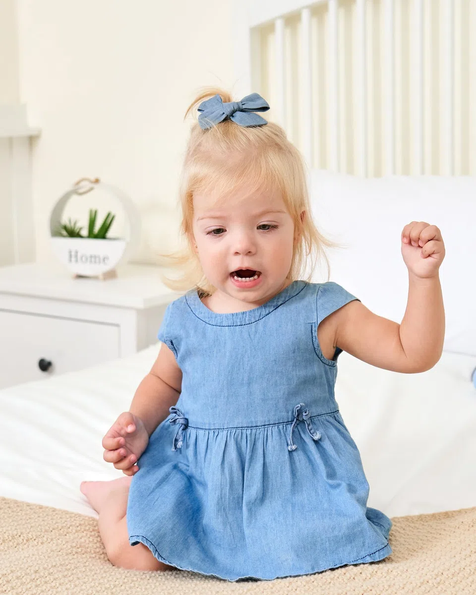 20 Stück Baby Mädchen Haarschleifen Clips vollständig gefütterte Haarspangen Haarschmuck für kleine Mädchen Kleinkind Kinder Teenager (1-Light Multi-colored)…
