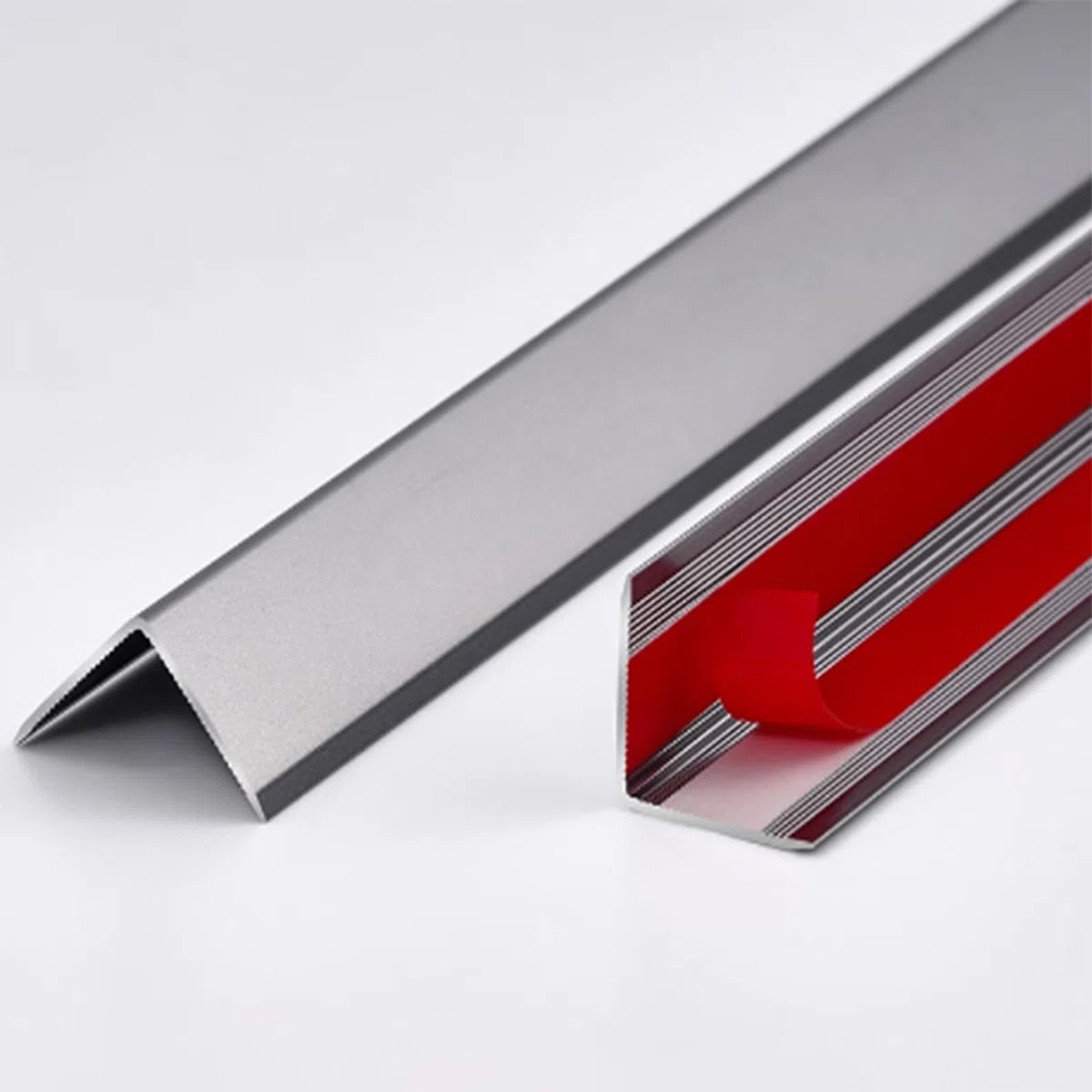 Protections d'angle en métal pour murs multifonction L SD Ed Bande d'étanchéité 130 cm Bordure grise Protection d'angle pour la maison et le bureau